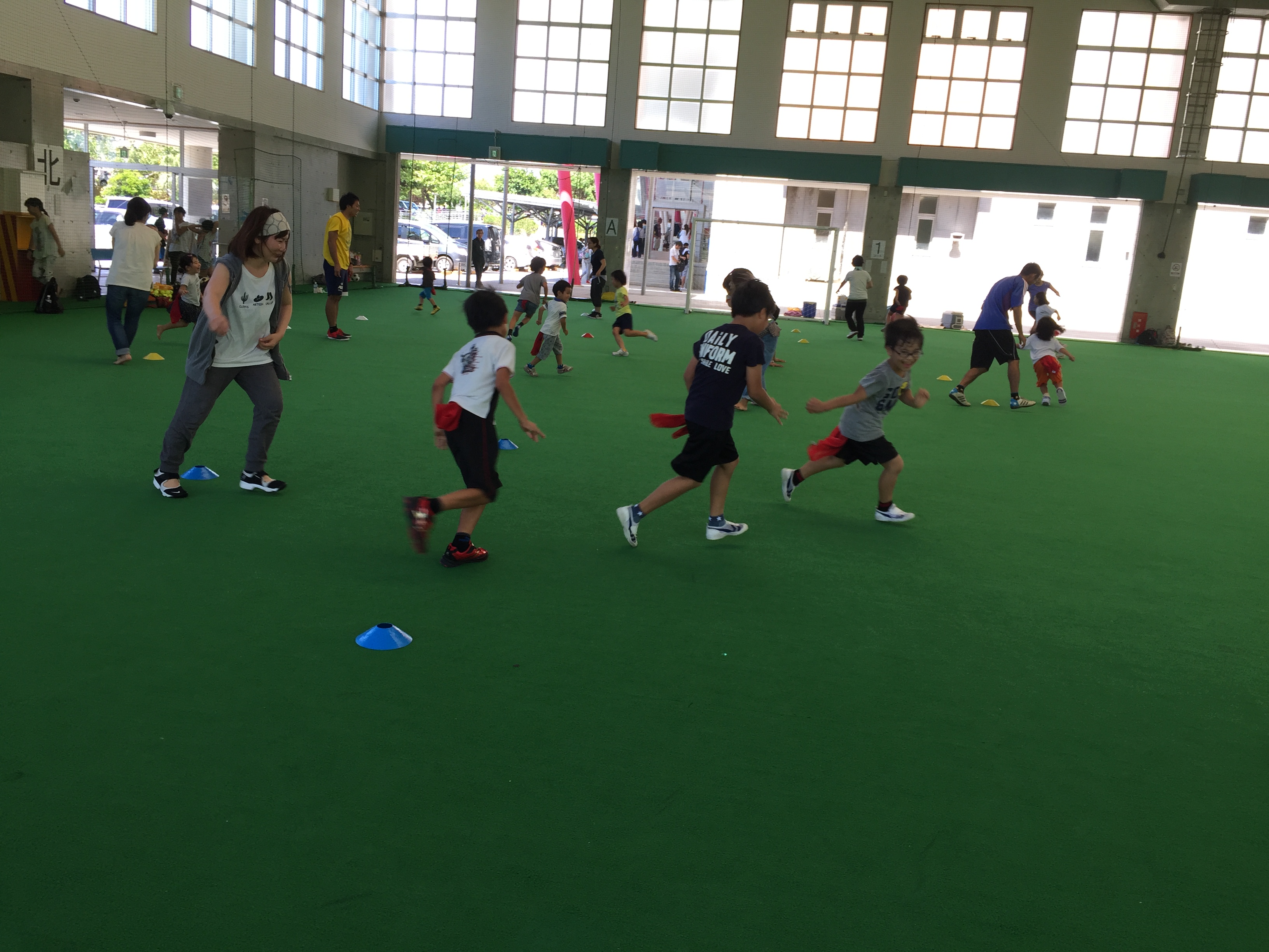 サッカースクールで鬼ごっこを取り入れる理由 サンビスカス沖縄
